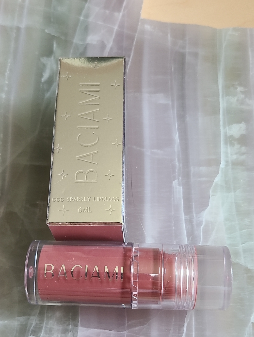 BACIAMI Sparkly Lipgloss - Selena